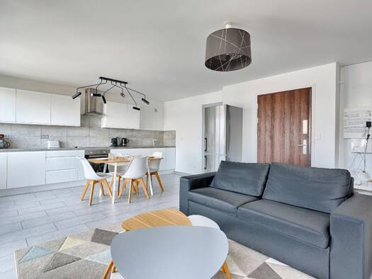 Colocation à louer 1 575 € 4 pièces 3 chambres 81,4 m² Étage 5/8 Le Bachut Lyon 8ème arrondissement 69008