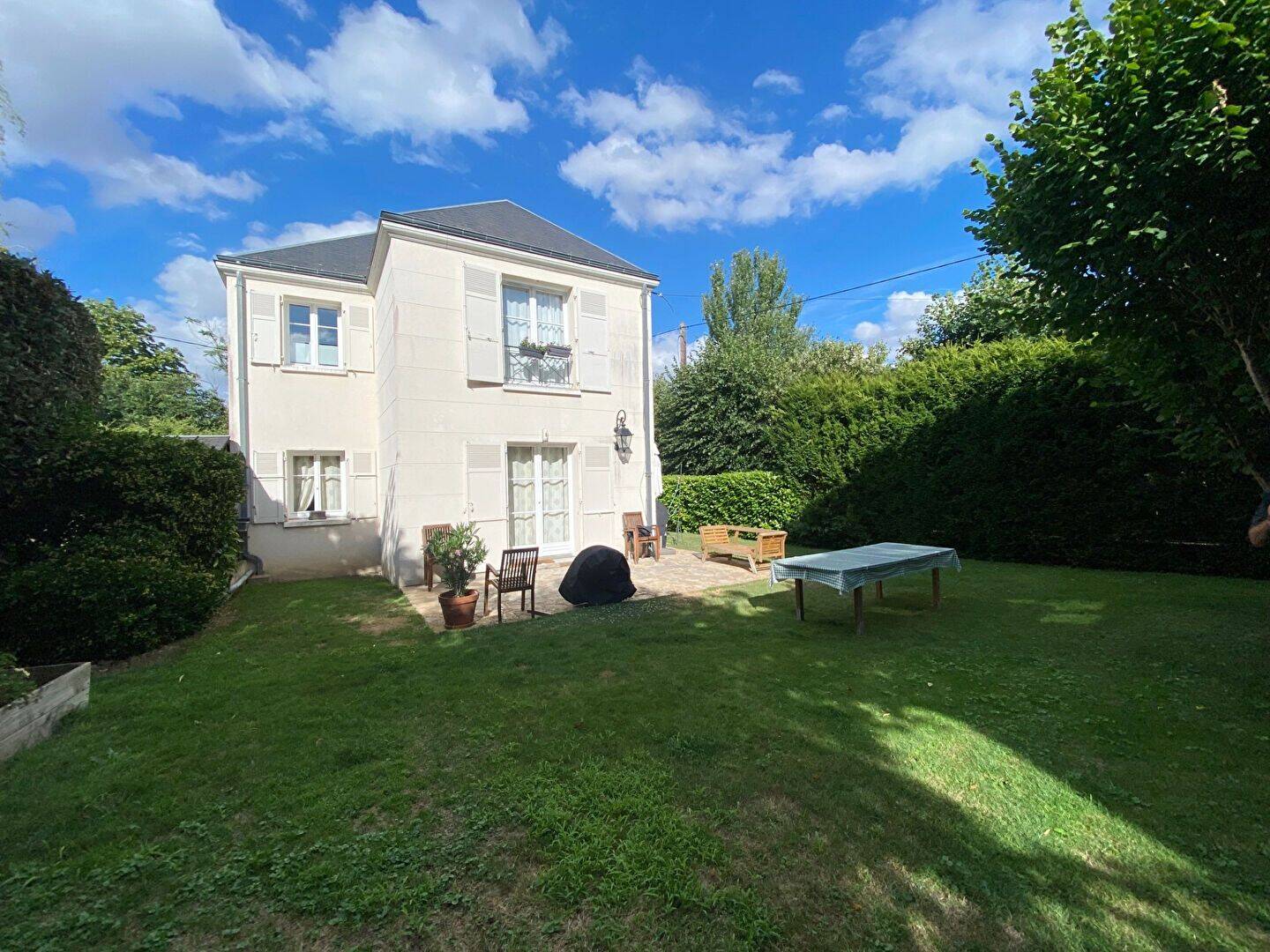 Maison 7 pièces 173 m² · à Maisons-Laffitte · 173 m² · 4 300 €