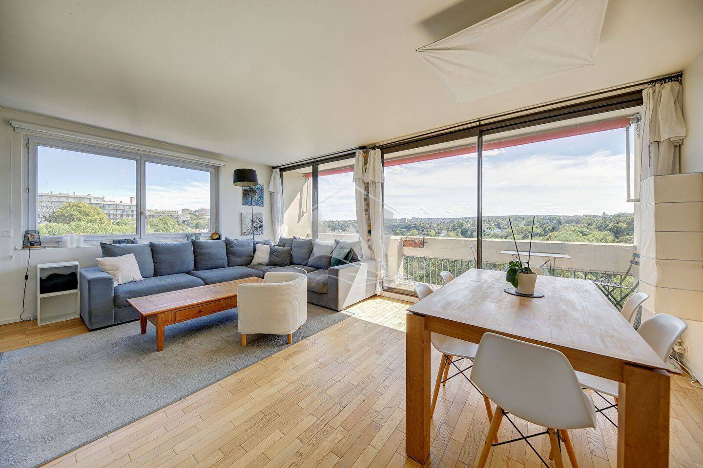 Appartement 6 pièces 94 m² · à Saint-Germain-en-Laye · 94,3 m² · 2 400 €/mois