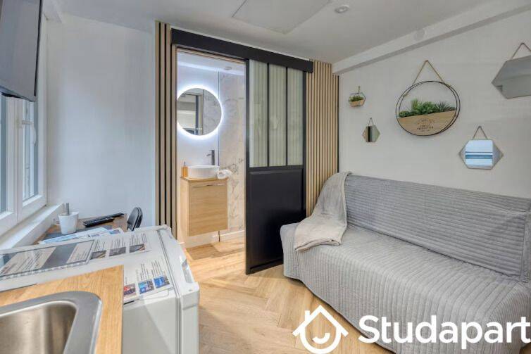 Appartement 1 pièce 10 m² · à Grenoble · 10 m² · 728 €