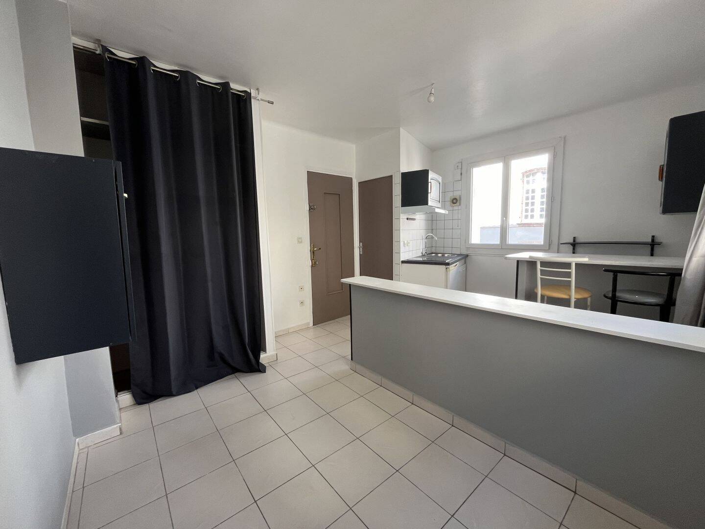 Appartement 1 pièce 15 m² · à Montauban · 15 m² · 370 €