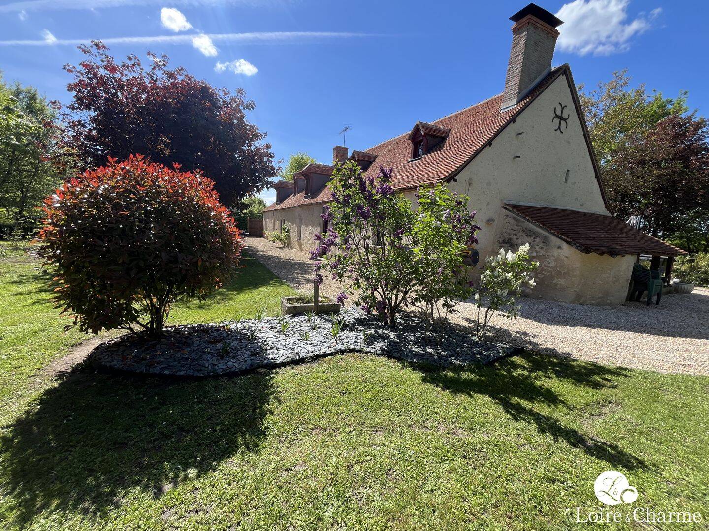 Maison 9 pièces 300 m² · à Cormeray · 300 m² · 698 000 €