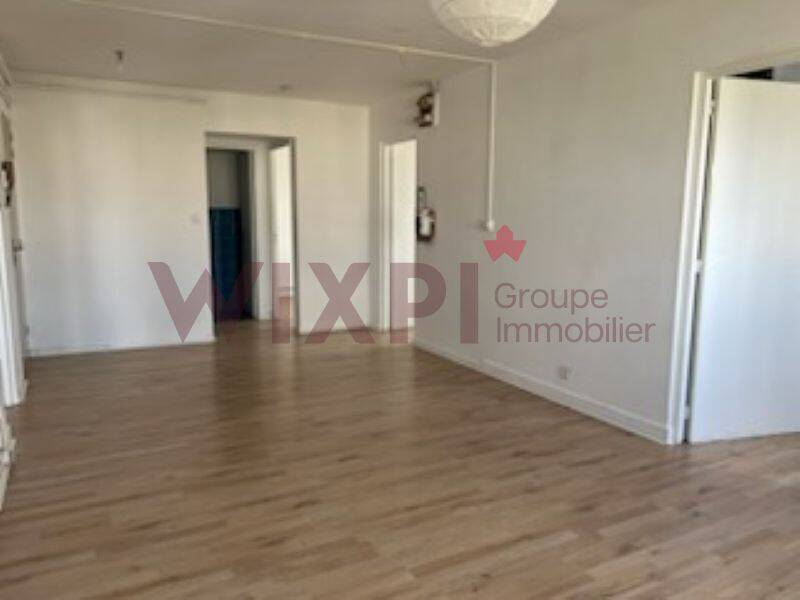 Appartement 4 pièces 73 m² · à Saint-Priest · 73 m² · 842 €/mois