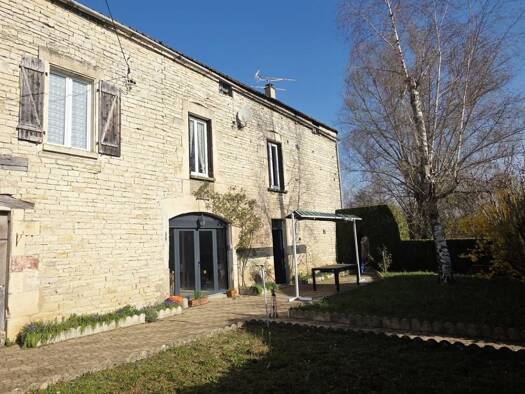 Maison à vendre 158 000 € 8 pièces 3 chambres 185 m² 7 733 m² de terrain Tanlay 89430