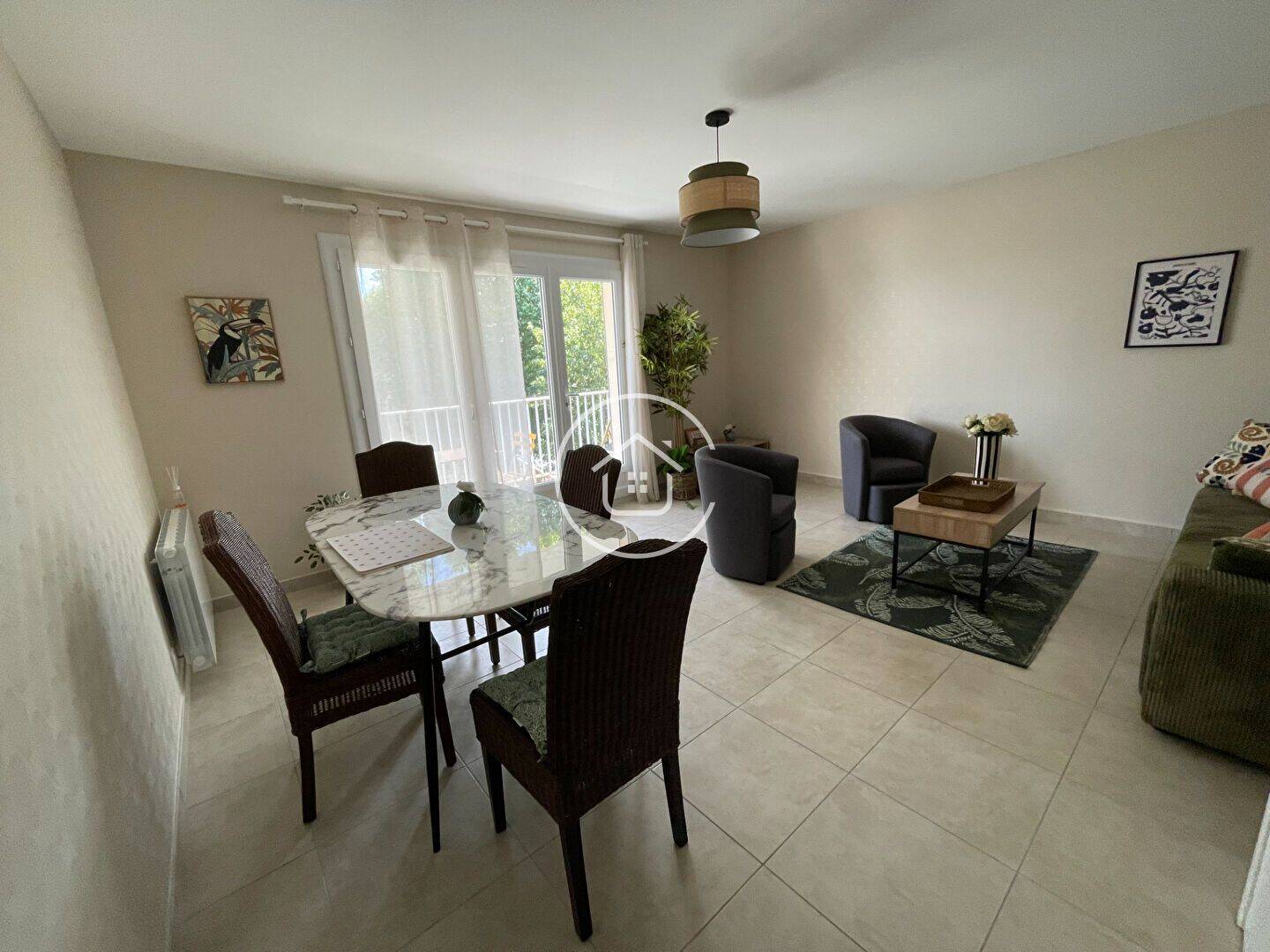 Appartement 2 pièces 60 m² · à Vendôme · 60 m² · 670 €