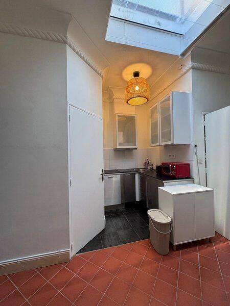 Appartement 1 pièce 25 m² · à Marseille 6ème Arrondissement · 25 m² · 500 €/mois