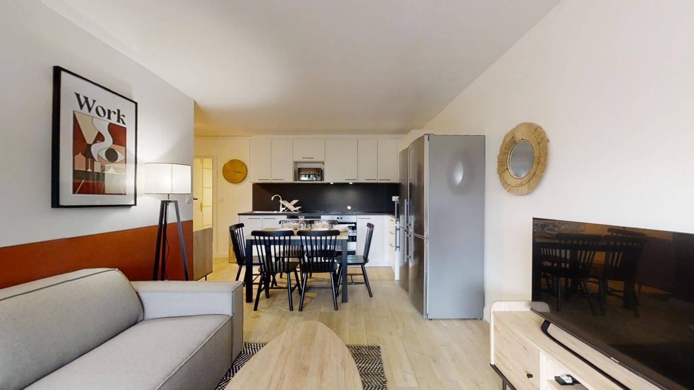 6 pièces 104 m² · à Villeurbanne · 104 m² · 590 €