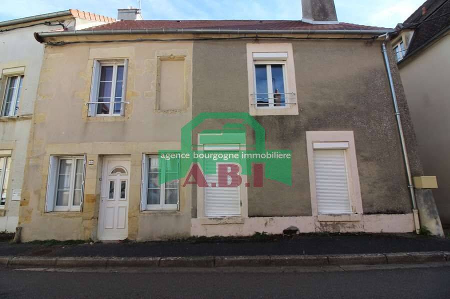 Maison 9 pièces 225 m² · à Tannay · 225 m² · 98 000 €