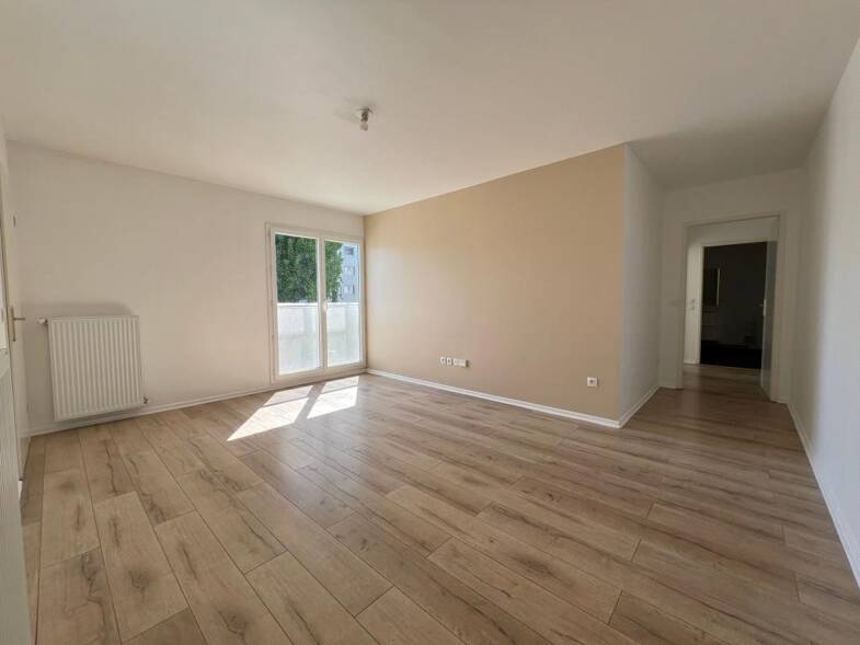 Appartement à vendre 190 000 € 3 pièces 2 chambres 58,8 m² Étage 1/4 Les Monrois-Fdv Sucy-en-Brie 94370
