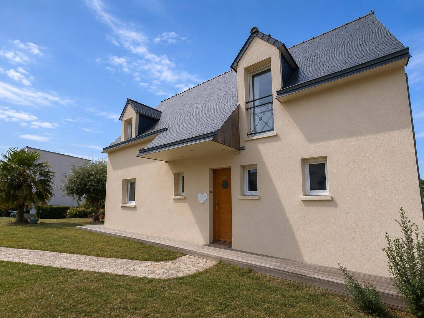 Maison 6 pièces 136 m² · à Créhen · 136 m² · 406 000 €