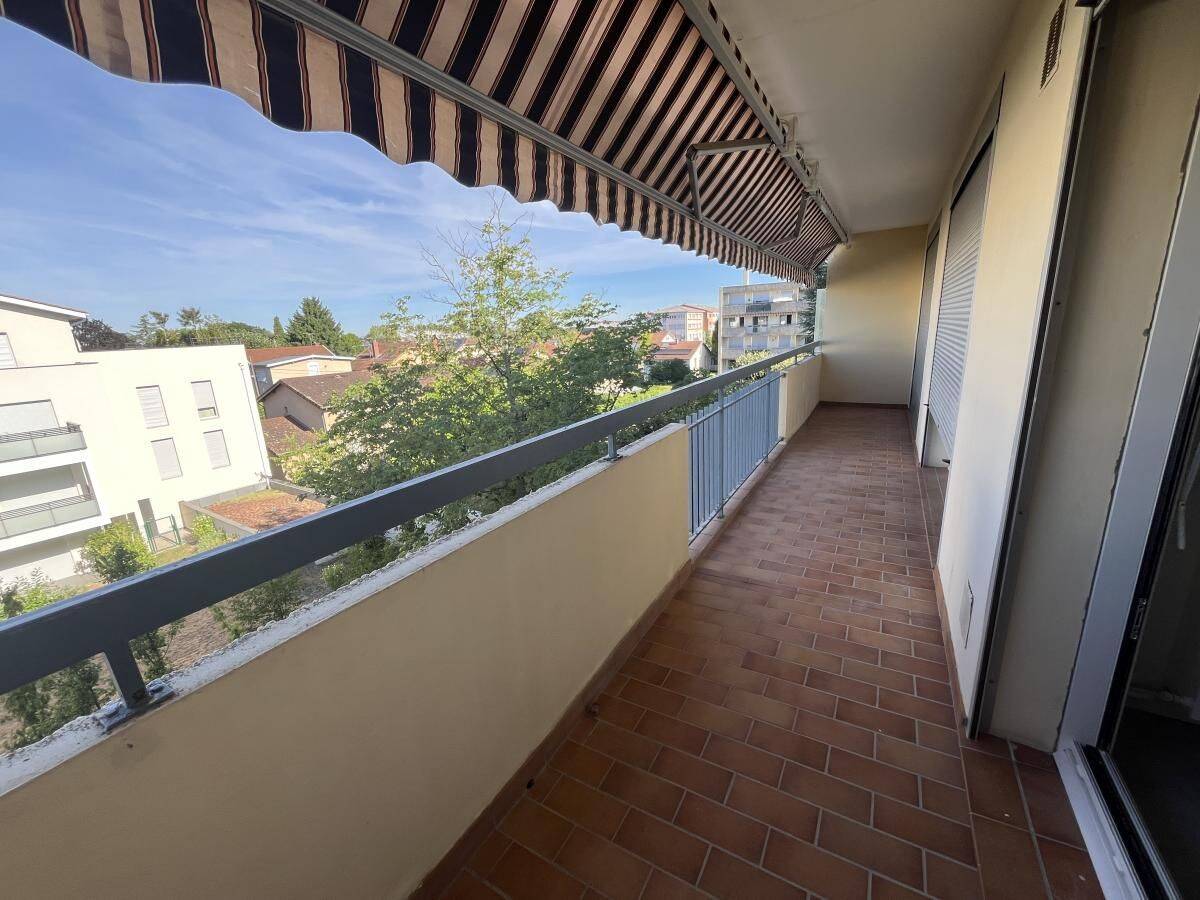 Appartement 64 m² · à Bourg-en-Bresse · 64,2 m² · 880 €