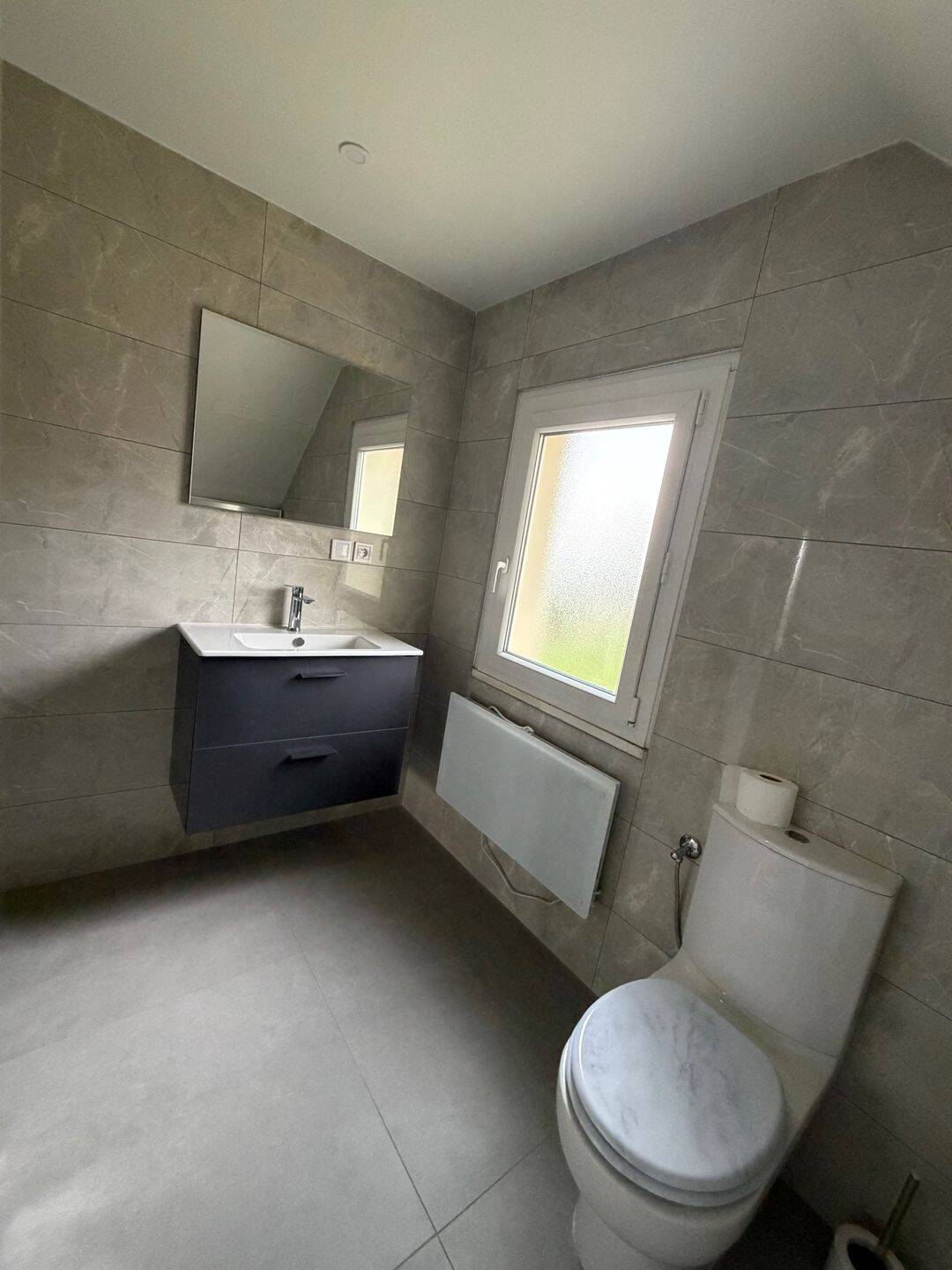Appartement 2 pièces 65 m² · à Vétraz-Monthoux · 65 m² · 1 300 €