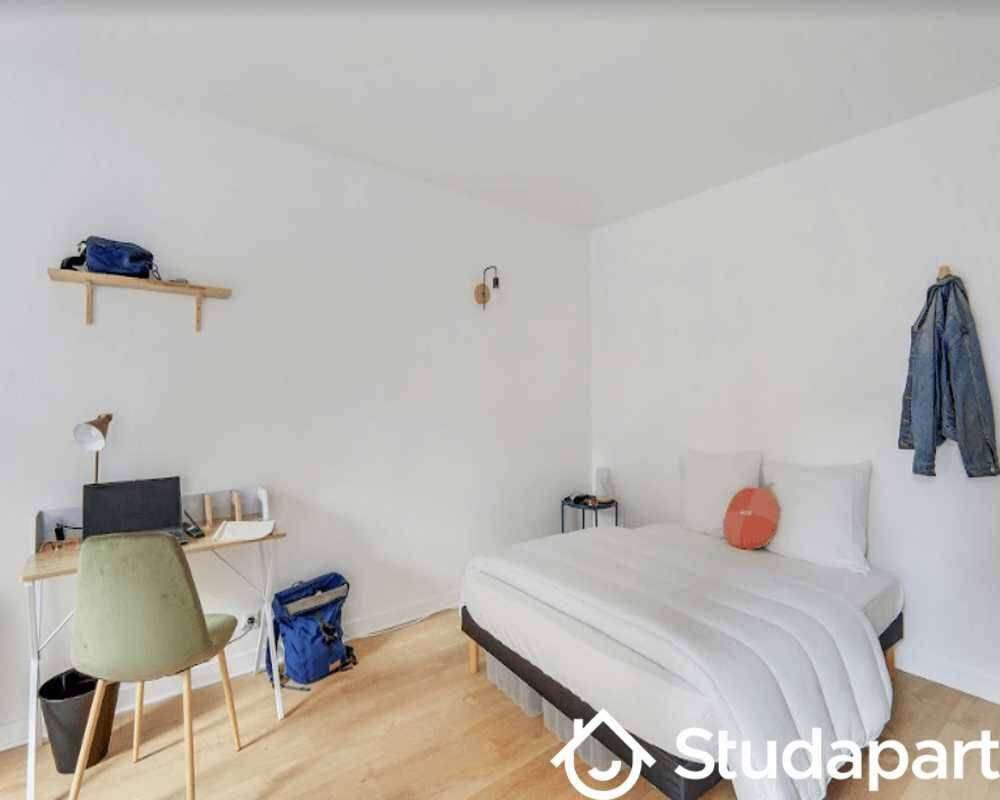 1 pièce 16 m² · à Paris 19ème Arrondissement · 16 m² · 1 295 €/mois
