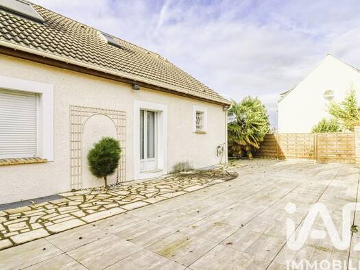 Maison à vendre 579 000 € 5 pièces 3 chambres 116 m² 403 m² de terrain Est Soisy-sous-Montmorency 95230