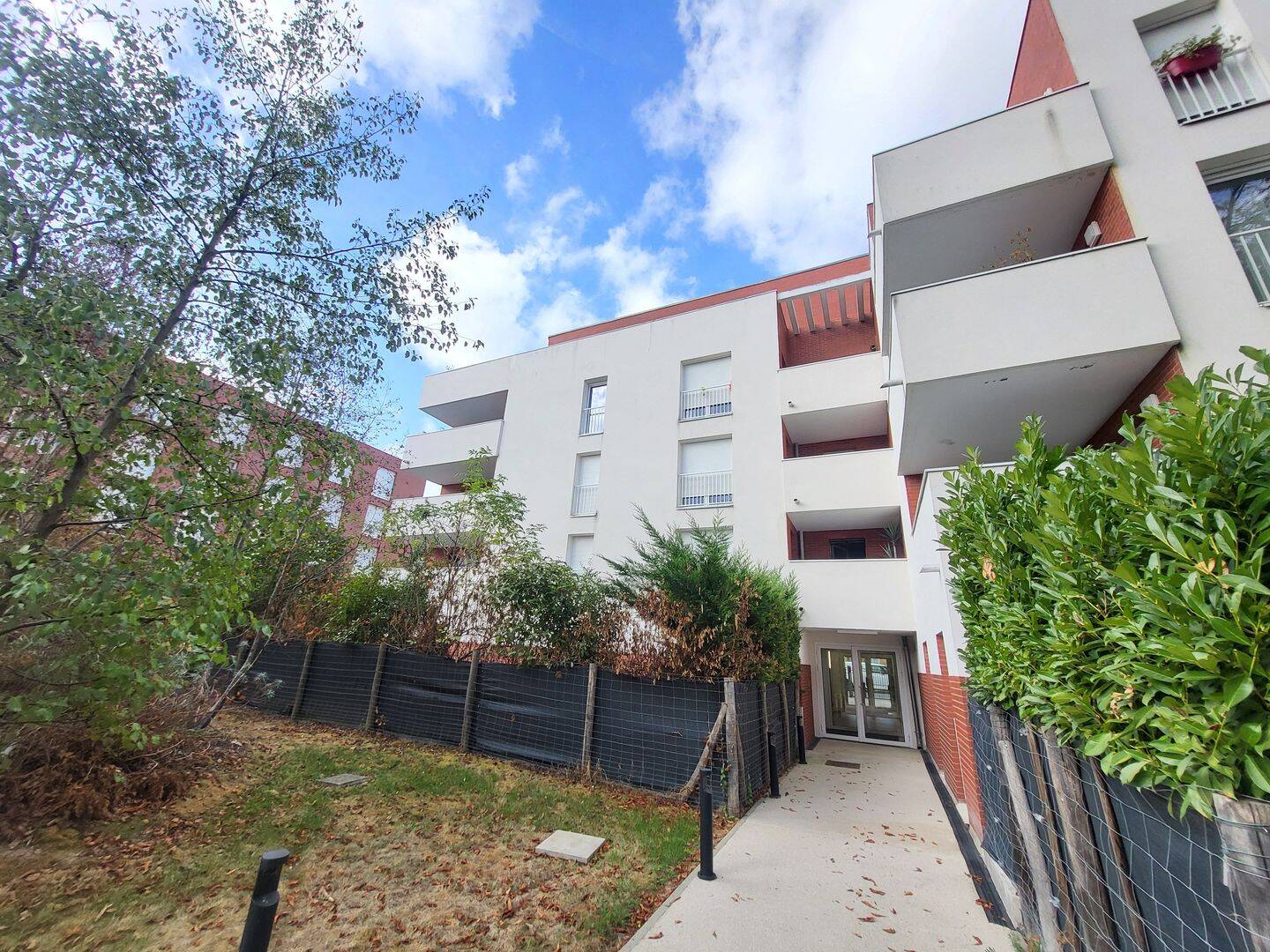 Appartement 2 pièces 44 m² · à Neuilly-sur-Marne · 43,9 m² · 831 €/mois