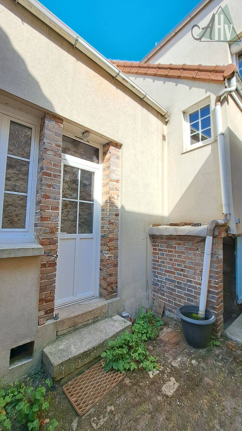 Maison 4 pièces 85 m² · à Pont-sur-Yonne · 85 m² · 149 800 €