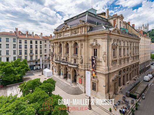 Appartement à vendre 730 000 € 3 pièces 2 chambres 100 m² Étage 4/5 Lyon 2ème arrondissement 69002