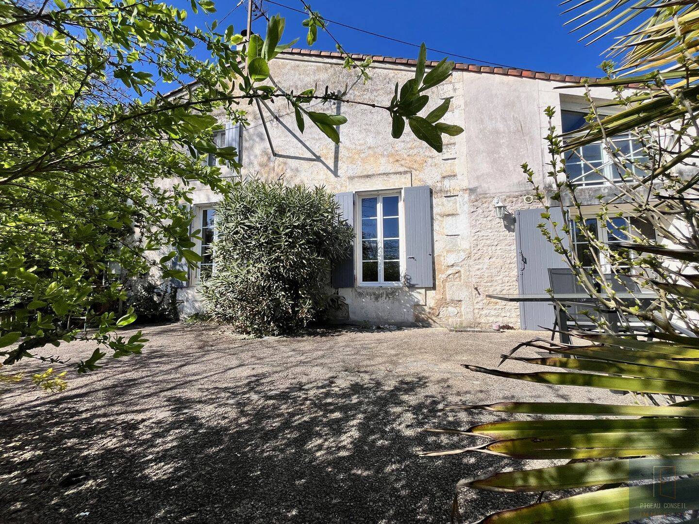 Maison 6 pièces 174 m² · à Niort · 174 m² · 448 000 €