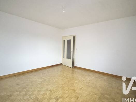 Appartement à louer 835 € 2 pièces 1 chambre 52,3 m² RDC Est Saint-Pierre-en-Faucigny 74800