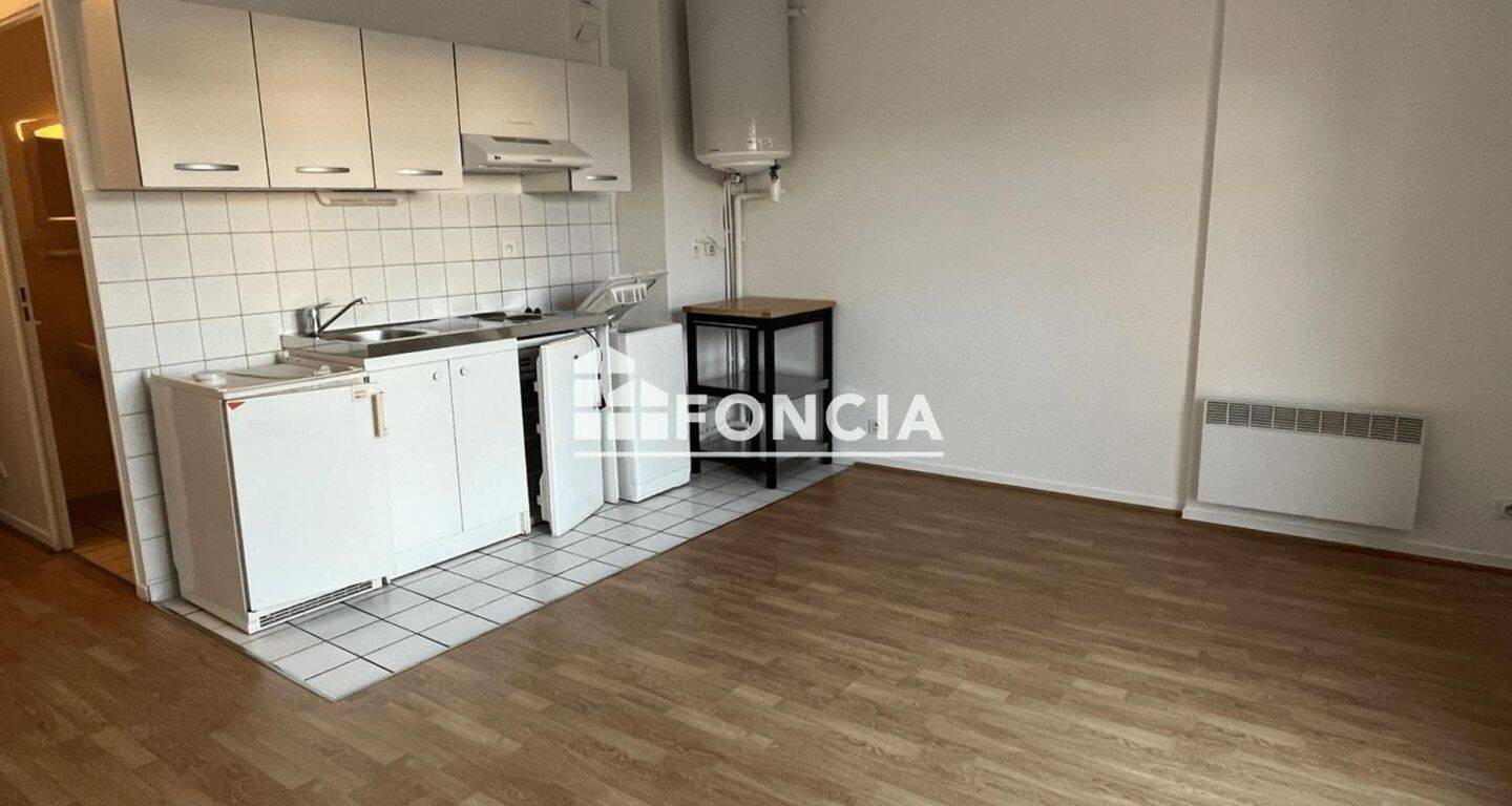 Appartement 1 pièce 25 m² · à Melun · 25,1 m² · 541 €/mois