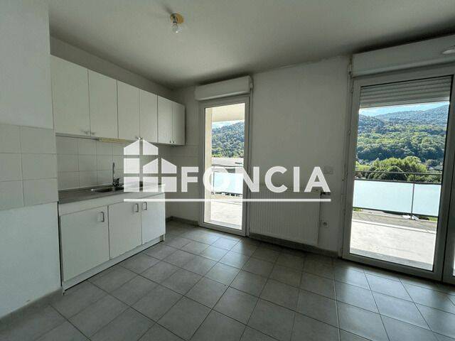 Appartement 2 pièces 48 m² · à Saint-Martin-d'Hères · 48,4 m² · 814 €/mois