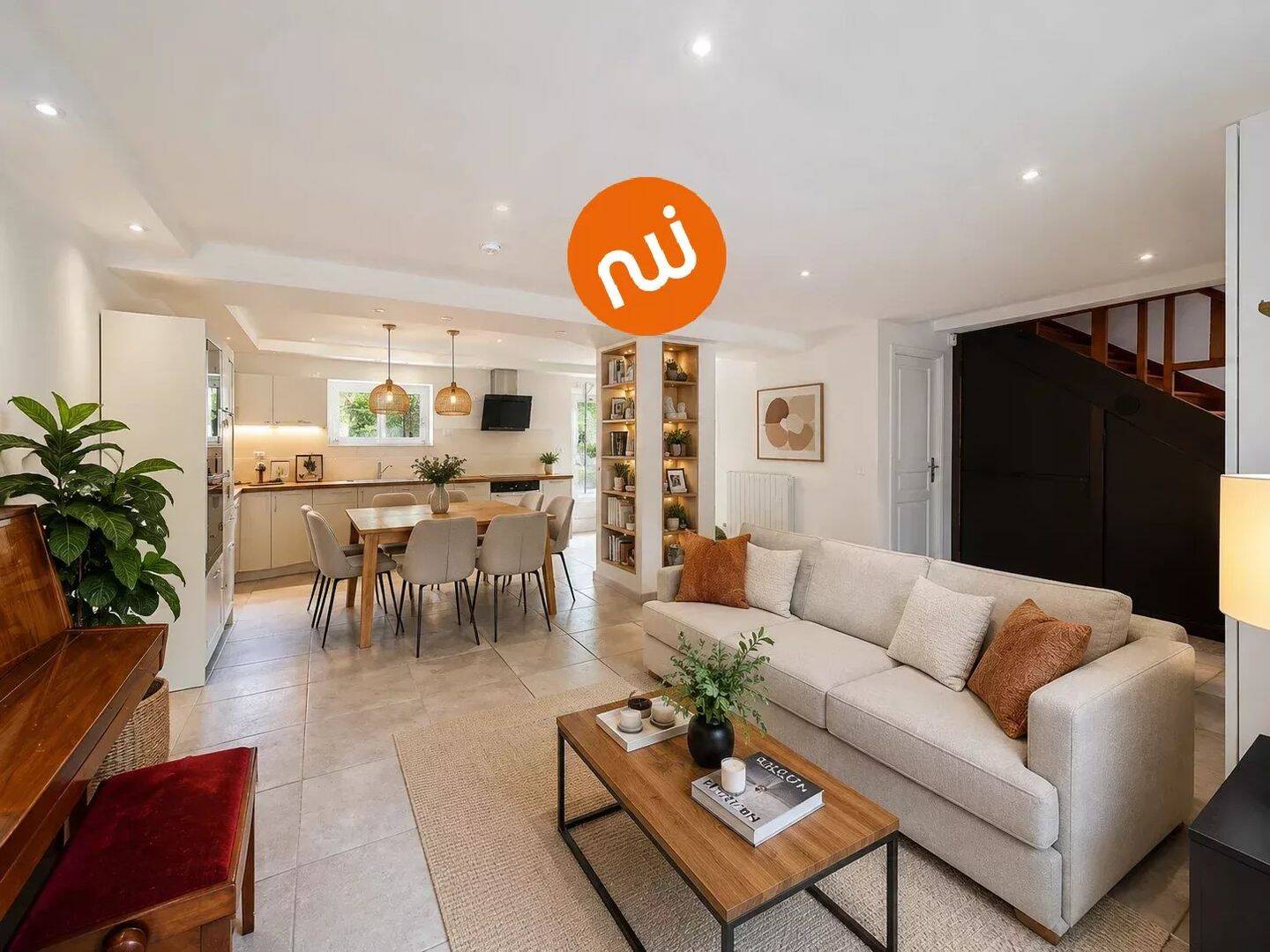 Maison 6 pièces 172 m² · à Tassin-la-Demi-Lune · 171,6 m² · 620 000 €