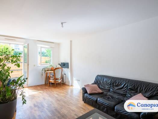 Appartement à vendre 349 000 € 3 pièces 2 chambres 68 m² RDC/2 Jean Macé Arcueil 94110