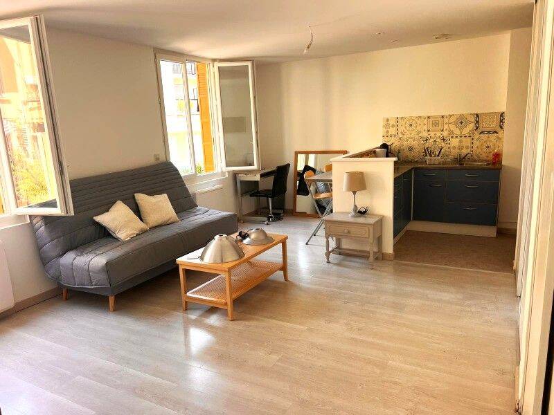 Appartement 1 pièce 35 m² · à Toulon · 35,5 m² · 660 €/mois