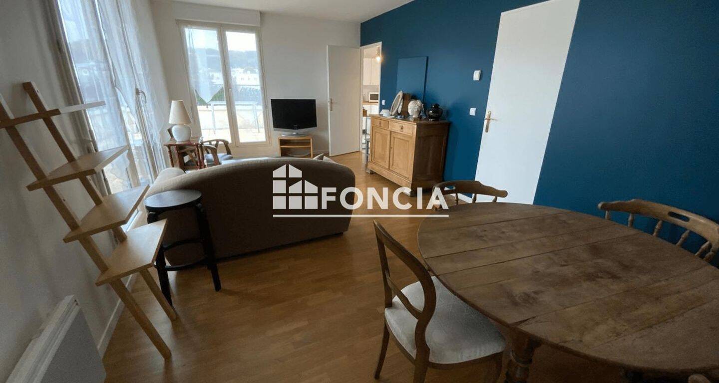 Appartement 2 pièces 47 m² · à Saint-Cyr-l'École · 47,4 m² · 962 €/mois