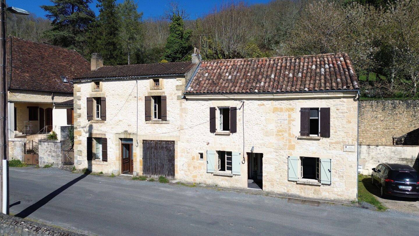 Maison 144 m² · à Saint-Cyprien · 144 m² · 162 000 €
