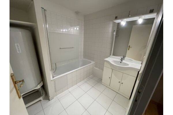 Bel appartement de 2 pièces d'environ 60 m² - rue des filatier — 6