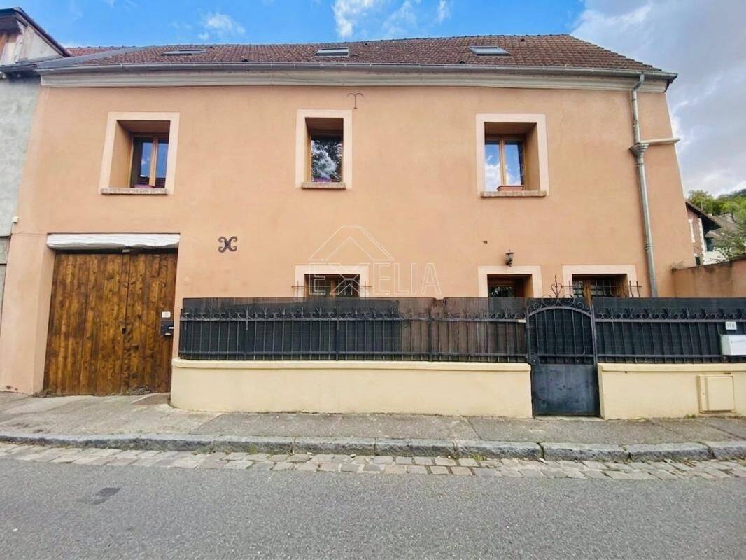 Maison 4 pièces 129 m² · à Follainville-Dennemont · 129 m² · 1 600 €/mois