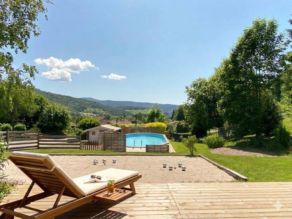 Maison 9 pièces 200 m² · à Le Ménil · 200 m² · 519 000 €