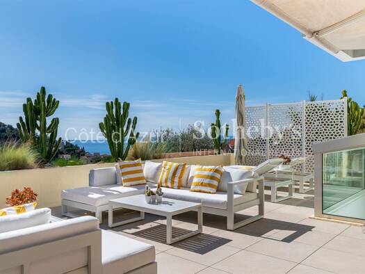 Duplex à vendre 1 395 000 € 5 pièces 4 chambres 133 m² 4 étages Col de Villefranche Villefranche-sur-Mer 06230