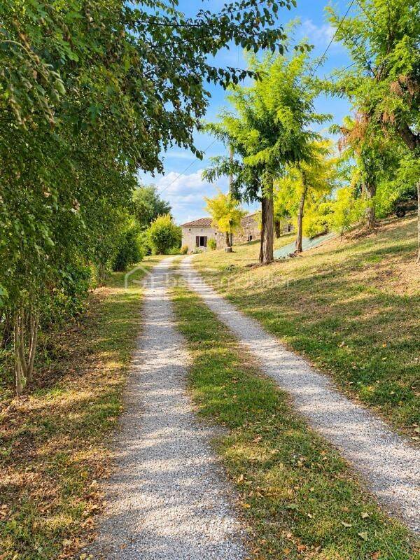 Maison 4 pièces 143 m² · à Castelculier · 143 m² · 349 000 €