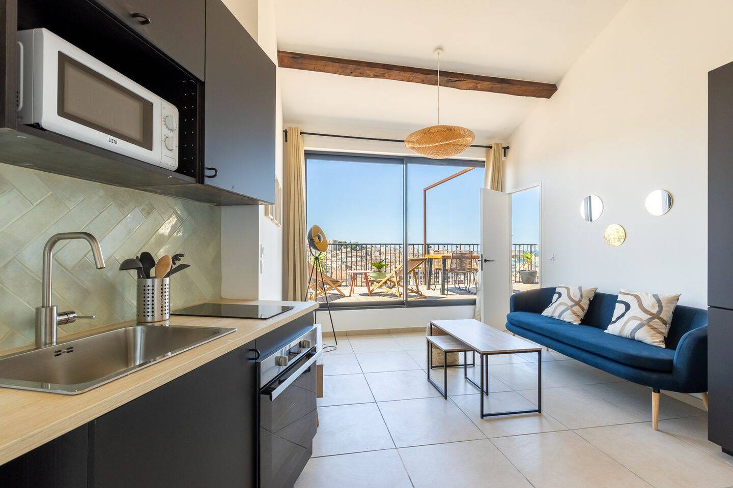 Appartement 2 pièces 27 m² · à Marseille 1er Arrondissement · 27 m² · 1 150 €/mois