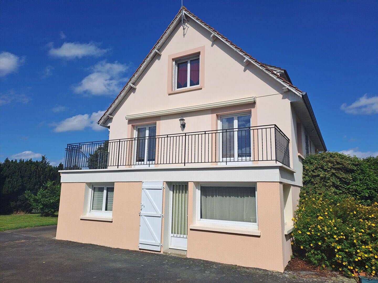 Maison 7 pièces 165 m² · à Saint-Germain-du-Corbéis · 165 m² · 229 000 €