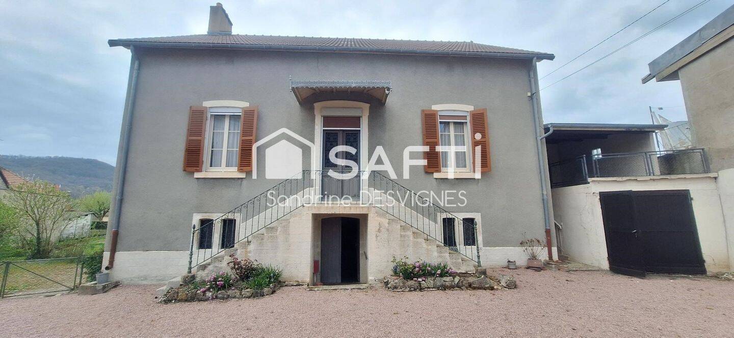 Maison 5 pièces 132 m² · à Marmagne · 132 m² · 99 900 €