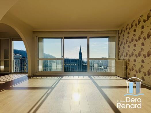 Appartement à vendre 360 000 € 4 pièces 2 chambres 105,8 m² Étage 6/7 Sainte-Adresse 76310