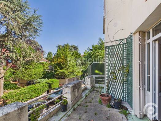 Appartement à vendre 295 000 € 2 pièces 1 chambre 49 m² Étage 1/4 La Gare Clamart 92140