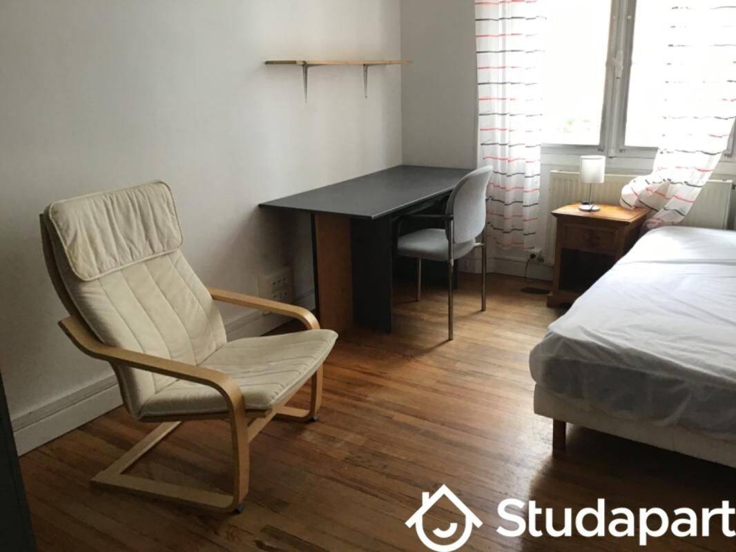 Appartement 3 pièces 65 m² · à Grenoble · 65 m² · 880 €/mois
