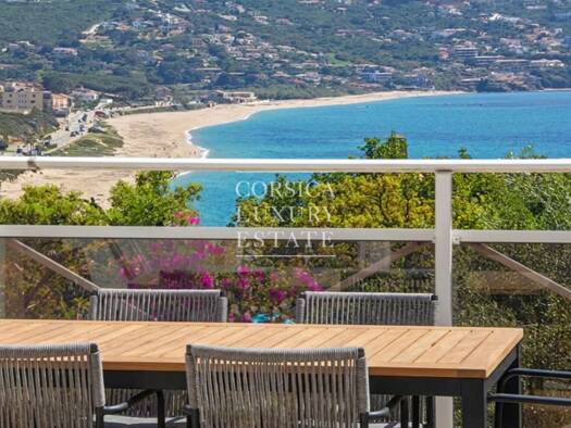 Villa à vendre 1 295 000 € 8 pièces 5 chambres 217 m² 2 000 m² de terrain Albitreccia 20166