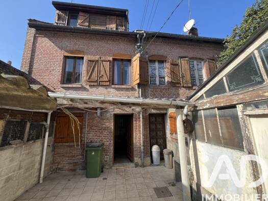 Maison de ville à vendre 138 000 € 4 pièces 5 chambres 100 m² 77 m² de terrain Saint Jacques-Saint Roch Amiens 80000