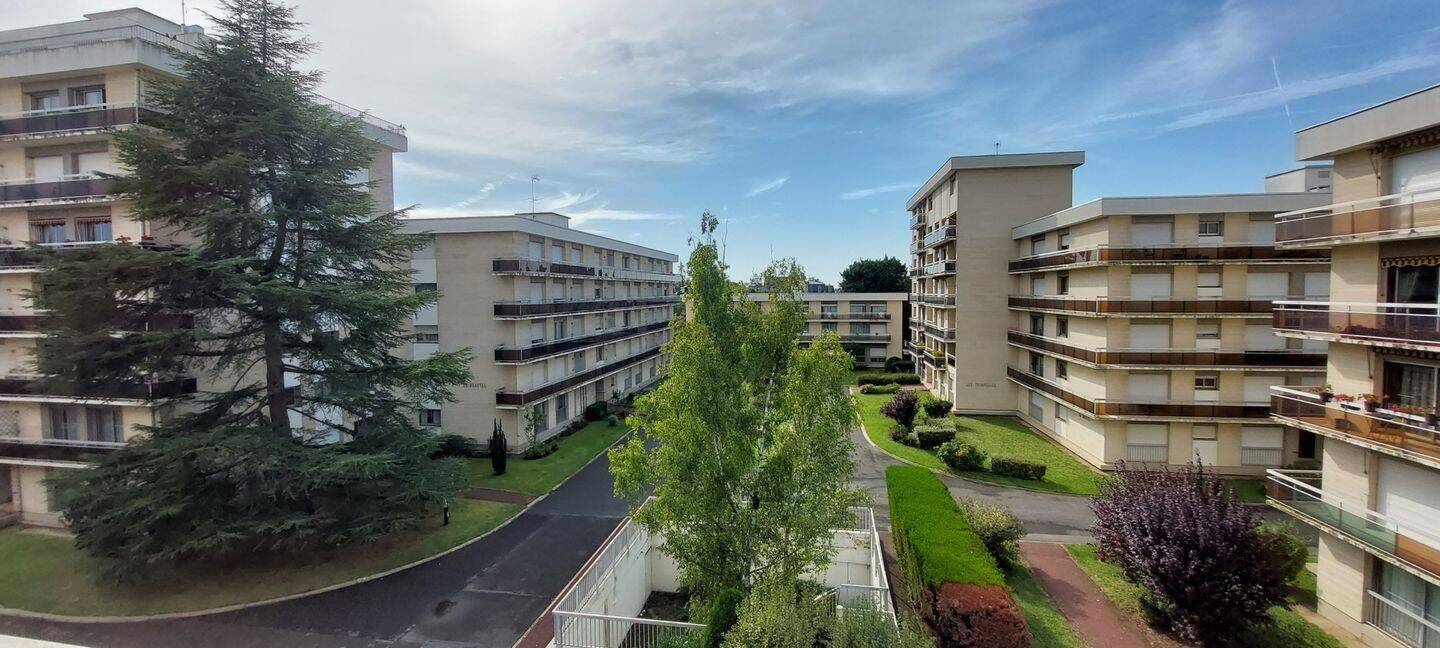 Appartement 4 pièces 99 m² · à Compiègne · 99 m² · 1 250 €/mois