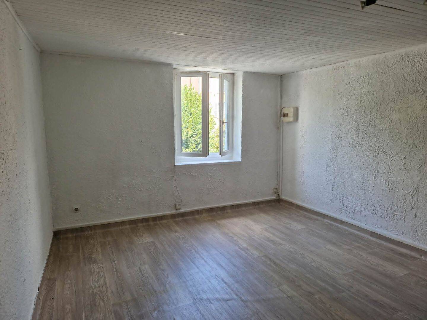 Appartement 1 pièce 23 m² · à Voiron · 23 m² · 390 €