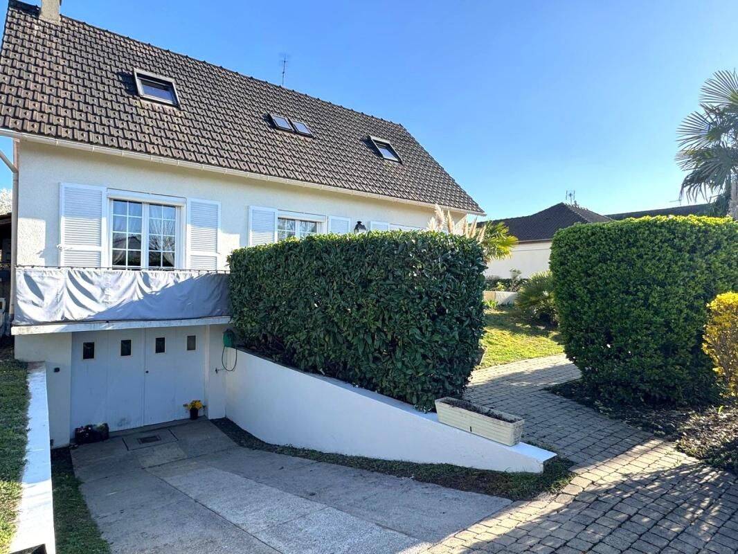 Maison 6 pièces 127 m² · à Beauchamp · 127 m² · 539 000 €