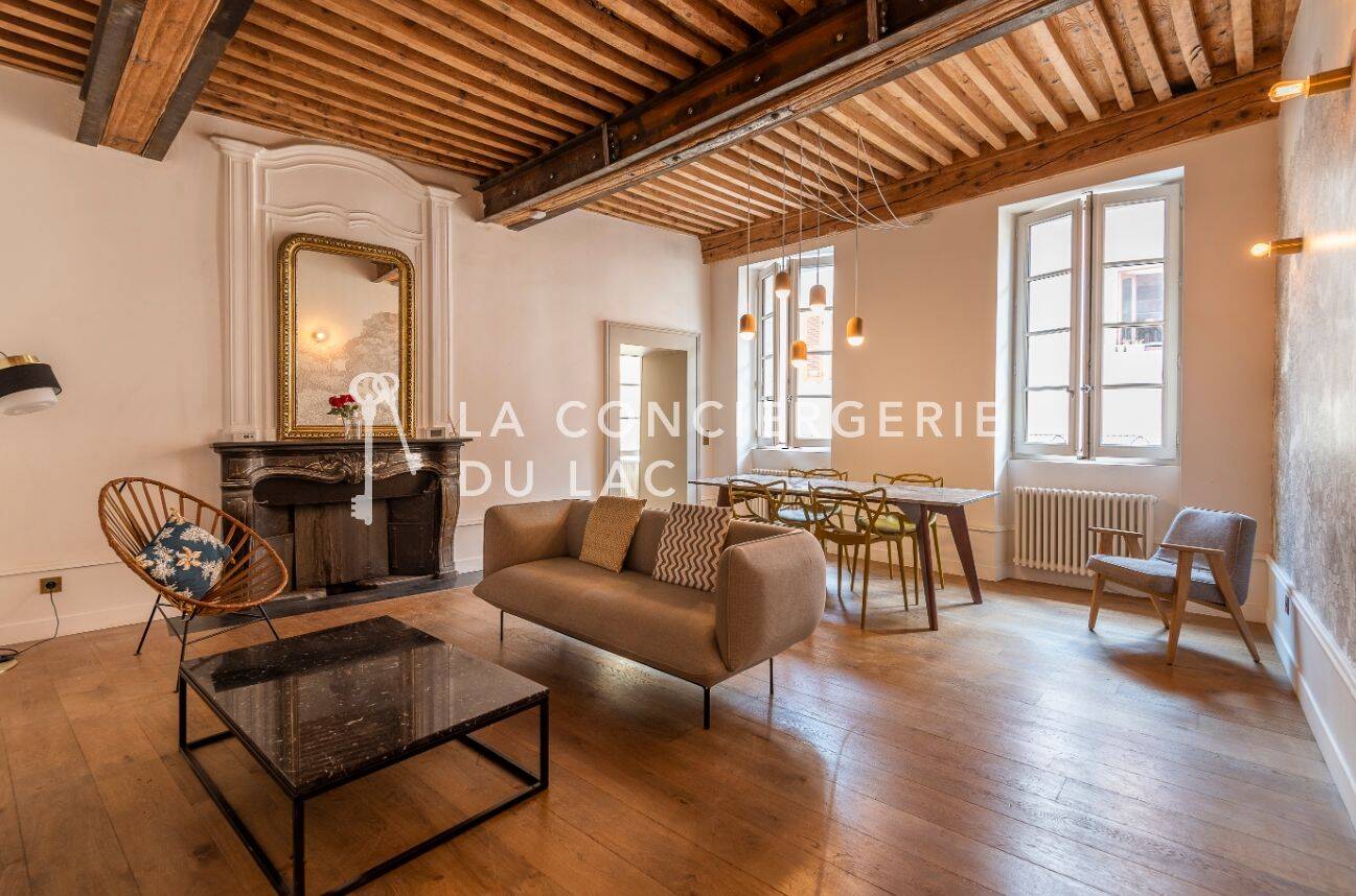 Appartement 3 pièces 90 m² · à Annecy · 90 m² · 1 863 €/mois