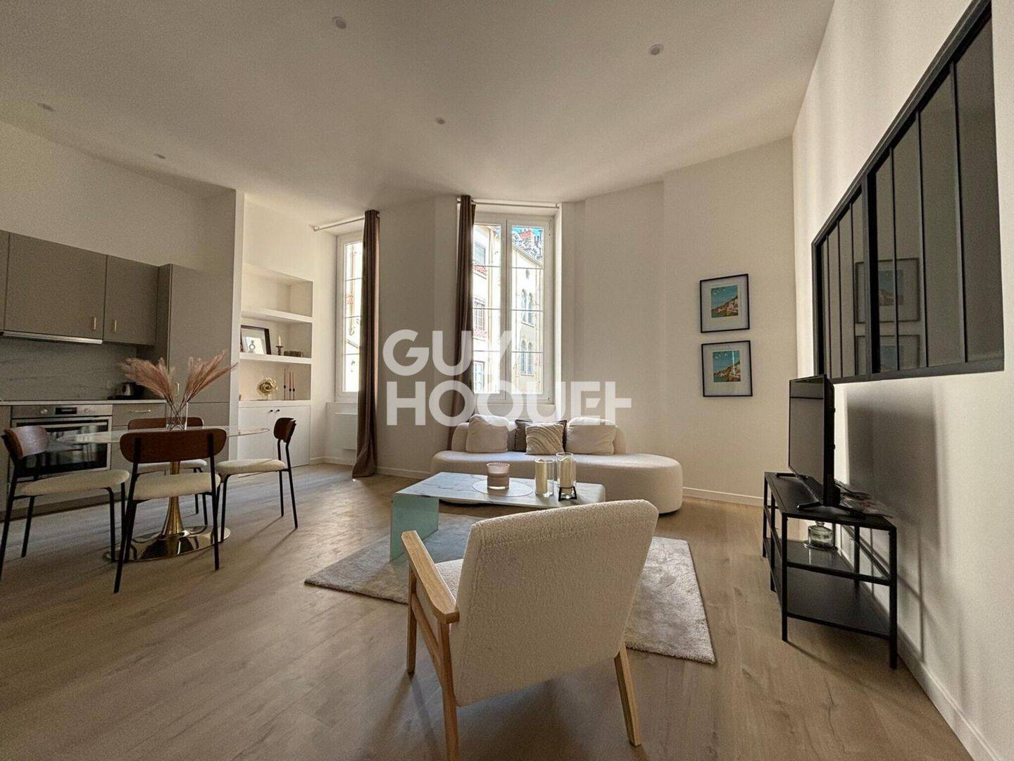 Appartement 3 pièces 77 m² · à Lyon 2ème Arrondissement · 77,4 m² · 1 640 €