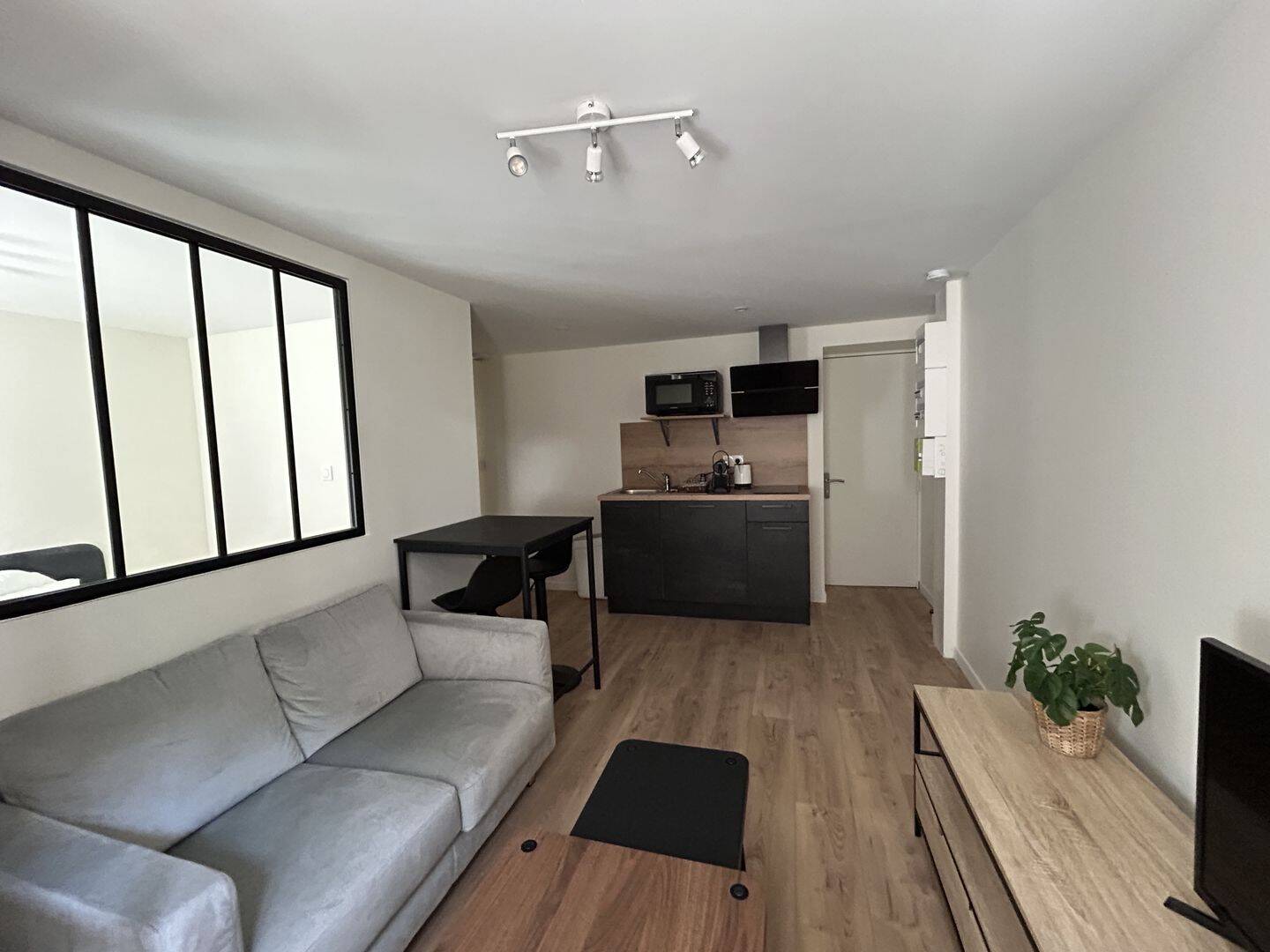 Appartement 1 pièce 22 m² · à Riom · 21,9 m² · 480 €