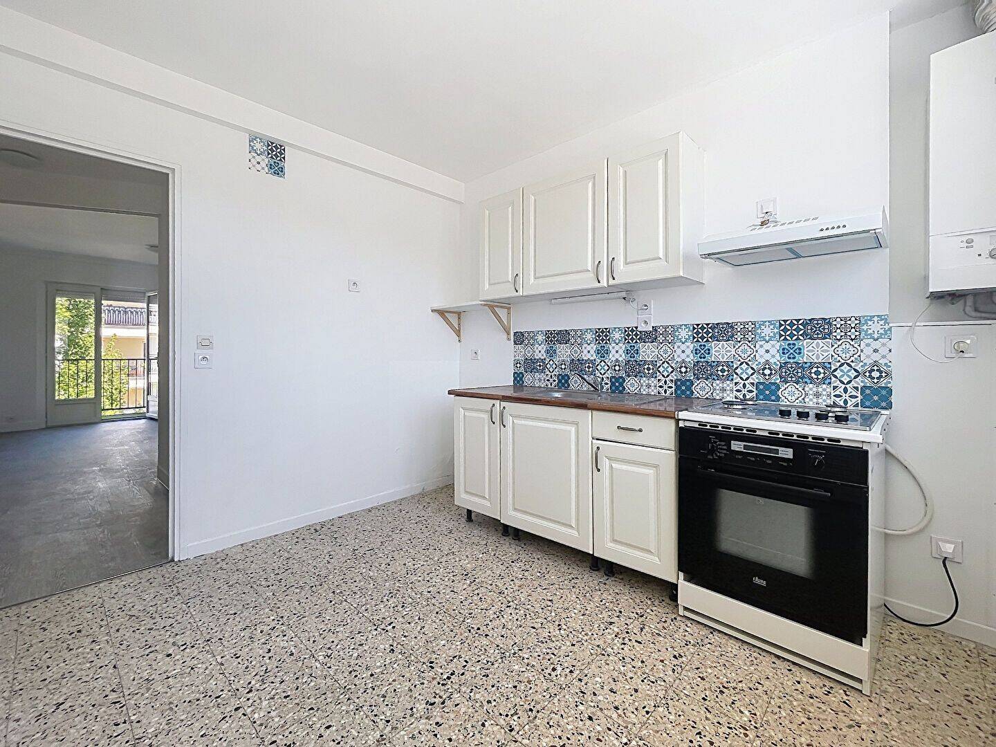 Appartement 1 pièce 31 m² · à Pontault-Combault · 31 m² · 745 €